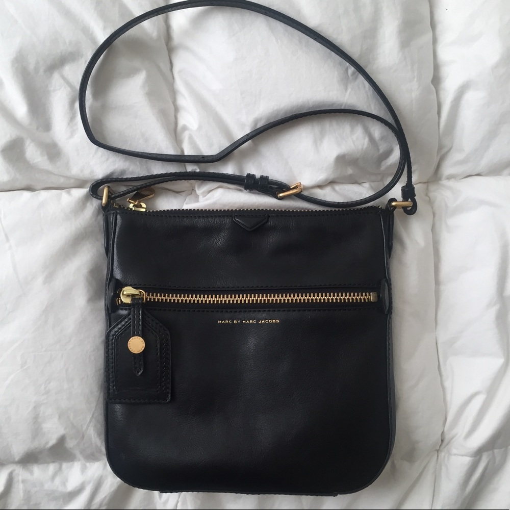 Marc by Marc Jacobs cross body!